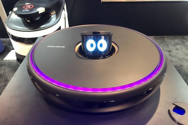 银星智能不负韶华联合普诺思博共同推出商用清洁机器人，亮相2020CES
